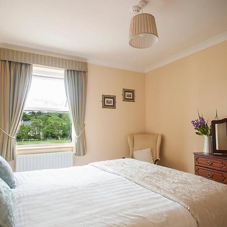 Dun Ri Guesthouse Clifden Bagian luar foto