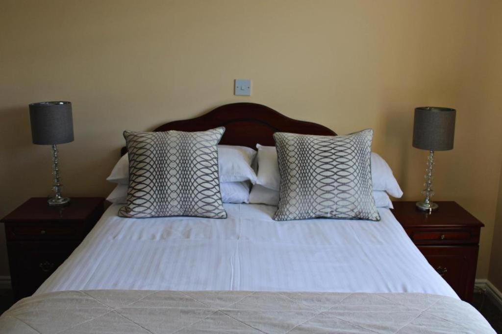 Dun Ri Guesthouse Clifden Bagian luar foto